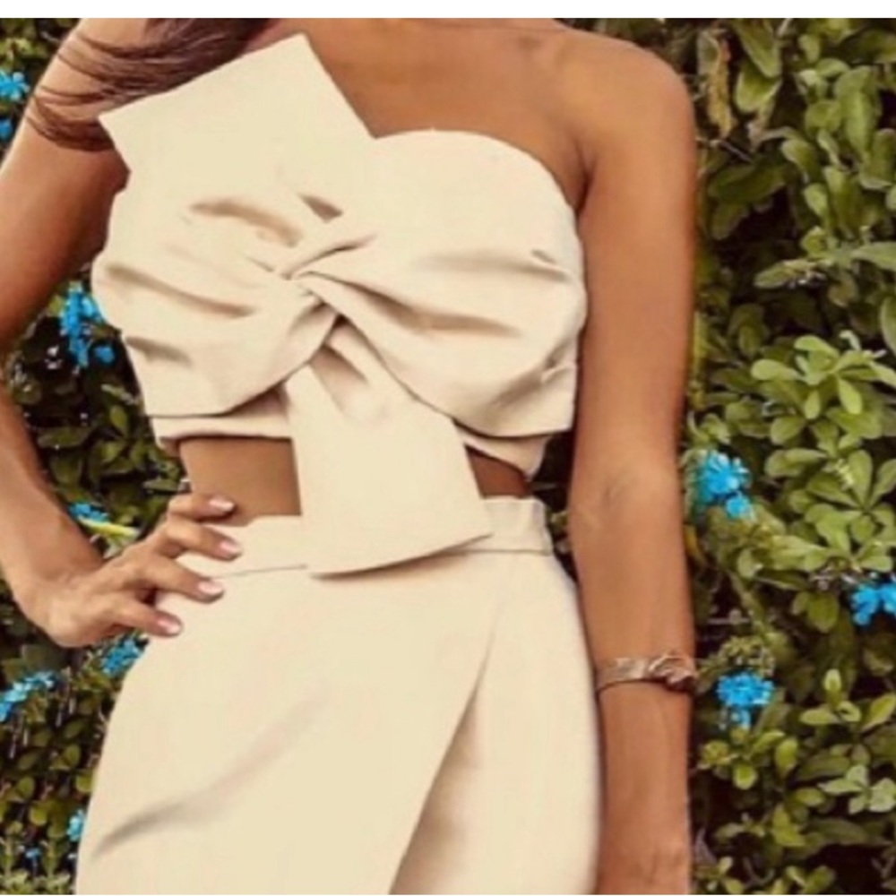 Strapless top!
